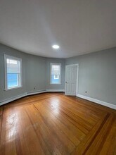 475 Norfolk St, Unit 3 in Boston, MA - Foto de edificio - Building Photo