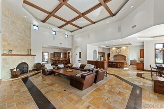 14778 El Rodeo Ct in Rancho Santa Fe, CA - Building Photo - Building Photo