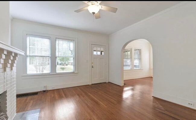 466 Burlington Rd NE, Unit A in Atlanta, GA - Building Photo - Building Photo