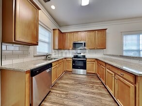 206 Hydrangea St in Summerville, SC - Building Photo - Building Photo