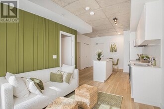 1655-1655 Carling Ave in Ottawa, ON - Building Photo - Building Photo