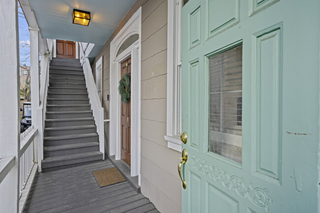 66 Line St in Charleston, SC - Building Photo - Building Photo