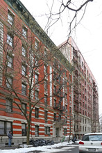 316 W 93rd St in New York, NY - Building Photo - Building Photo