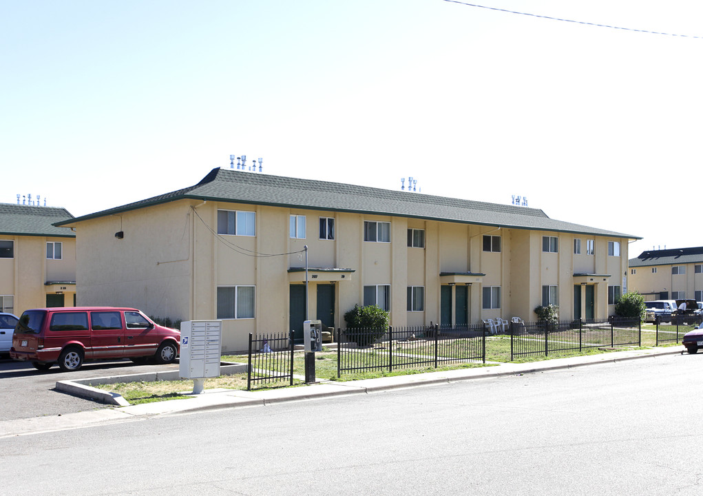 Encino Apartments in Pueblo, CO - Building Photo