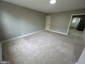 1630 16th St SE in Washington, DC - Foto de edificio - Building Photo