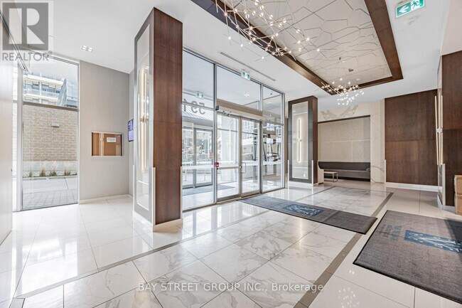 591 Sheppard Ave E in Toronto, ON - Building Photo - Building Photo