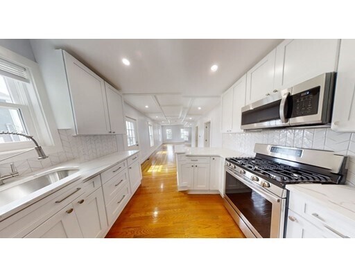 1008 Winthrop Ave-Unit -1 in Revere, MA - Building Photo