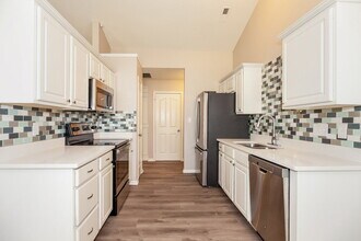 13411 Philip Michael Rd in Huntersville, NC - Building Photo - Building Photo