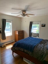 18 Moore St, Unit 2 in Waltham, MA - Building Photo - Building Photo