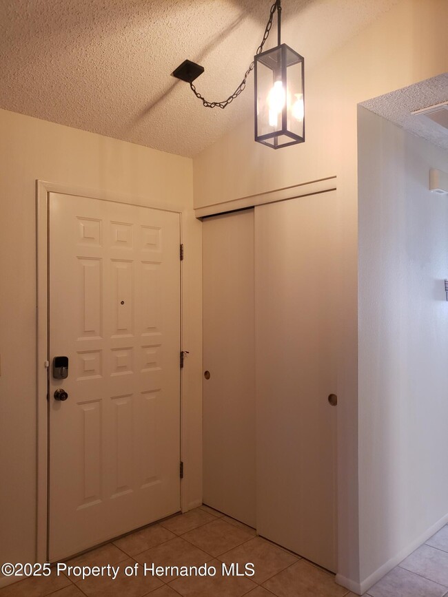 7431 Flyway Dr in Spring Hill, FL - Building Photo - Building Photo