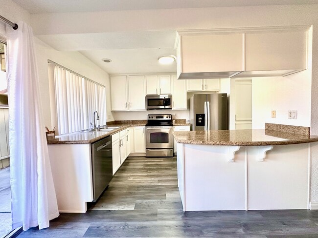 property at 615 Fredricks Ave