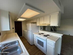 4852 E Euclid Ave in Phoenix, AZ - Building Photo - Building Photo