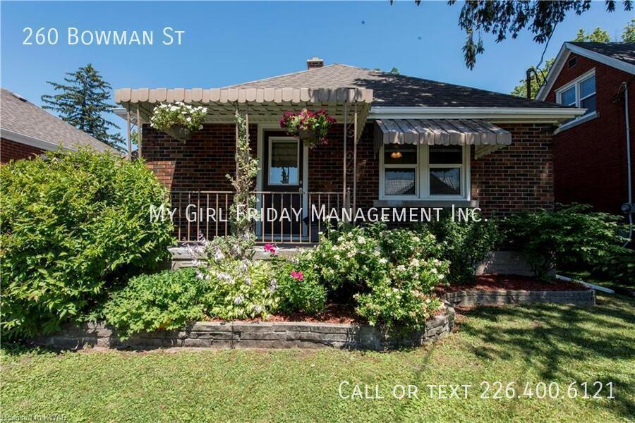 260 Bowman St in Waterloo, ON - Building Photo