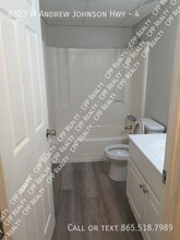 6323 W Andrew Johnson Hwy in Morristown, TN - Building Photo - Building Photo