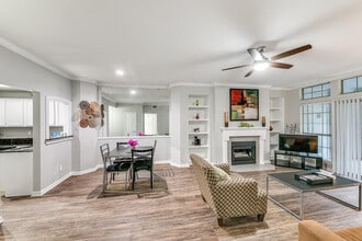 3530 Travis St in Dallas, TX - Building Photo - Building Photo