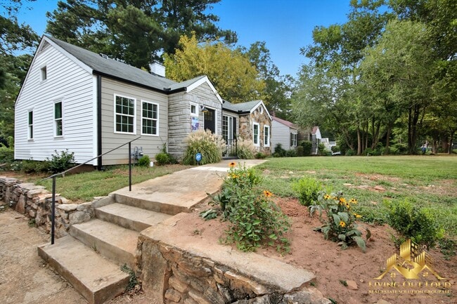 property at 1439 Westridge Rd SW