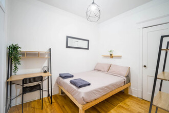 2394 Rue Frontenac in Montréal, QC - Building Photo - Building Photo