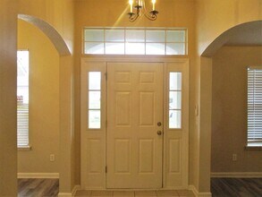 3748 Juliet Leia Cir S in Jacksonville, FL - Foto de edificio - Building Photo