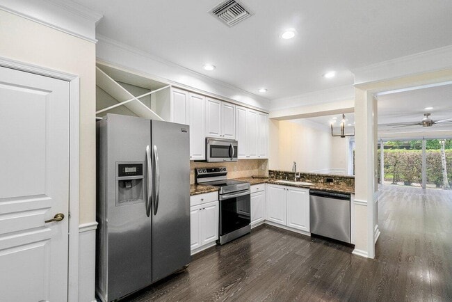 21547 Saint Andrews Grand Cir in Boca Raton, FL - Building Photo - Building Photo