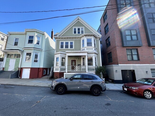 property at 5 Falcon St