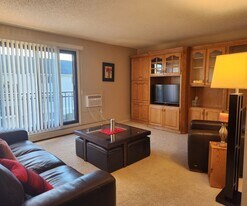 258 Pinehouse Pl in Saskatoon, SK - Building Photo