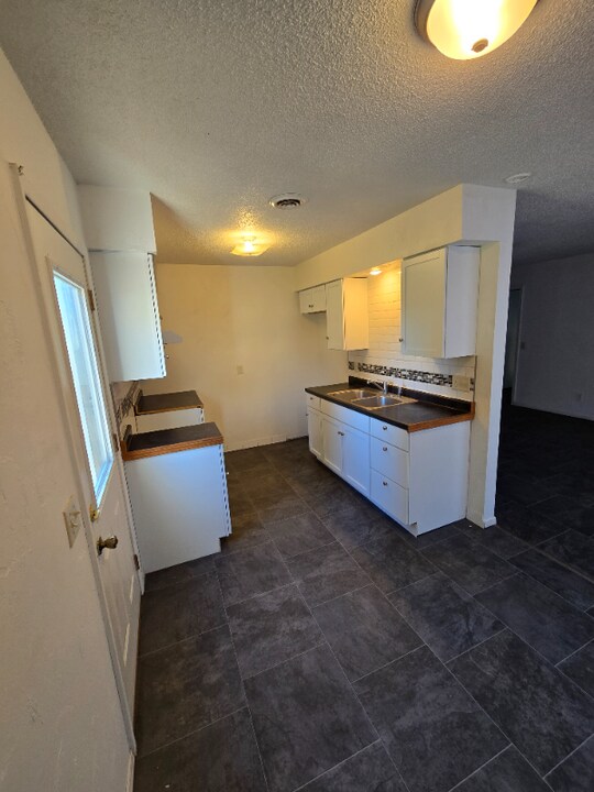 518 6th Ave in Round Lake, MN - Building Photo