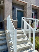 2021 Blossite Private in Ottawa, ON - Building Photo - Building Photo