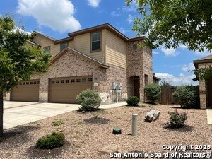 522 Creekside Cir in New Braunfels, TX - Building Photo - Building Photo