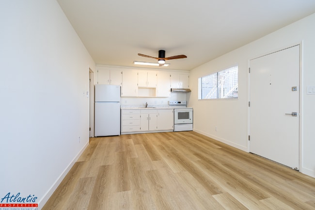 555 S 10th St in San Jose, CA - Building Photo - Building Photo