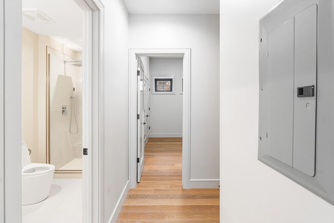 1810 N Wells St, Unit Lincoln Park Mews in Chicago, IL - Foto de edificio - Building Photo