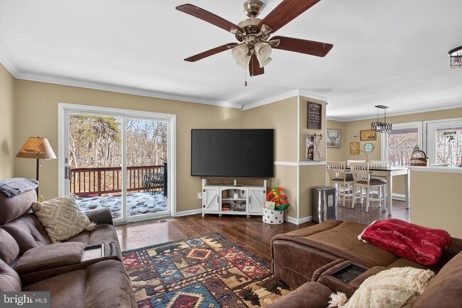 property at 1238 Logger Dr