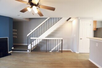 4393 Pembrook Village Dr in Alexandria, VA - Building Photo - Building Photo