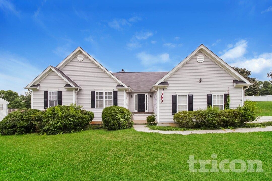 20 Mattie Ln in Douglasville, GA - Building Photo