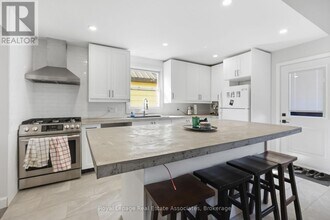 289 Strathearne Ave in Hamilton, ON - Building Photo - Building Photo