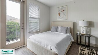 3383 Cedarplaza Ln, Unit 3-309 in Dallas, TX - Building Photo