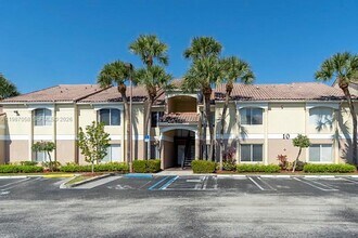 815 Boynton Beach Blvd in Boynton Beach, FL - Foto de edificio - Building Photo