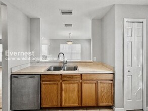 3338 Spy Tower Ct in Valrico, FL - Building Photo - Building Photo