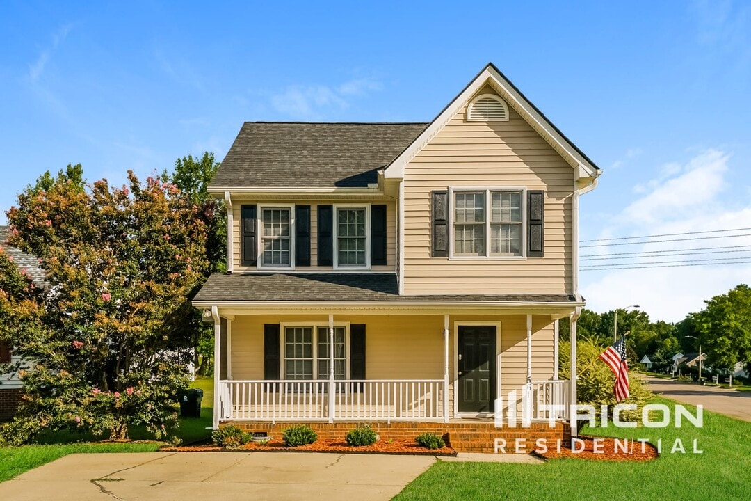 561 Yellow Berry Run in Wendell, NC - Building Photo