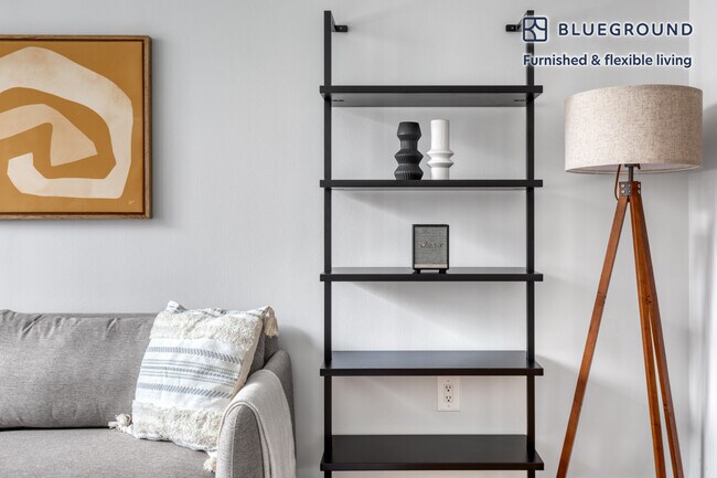 180 Riverside Blvd in New York, NY - Building Photo - Building Photo