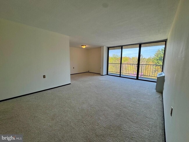 property at 801 Yale Ave