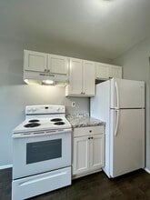 4245 Quarry Rd in Wyandotte, MI - Building Photo - Building Photo