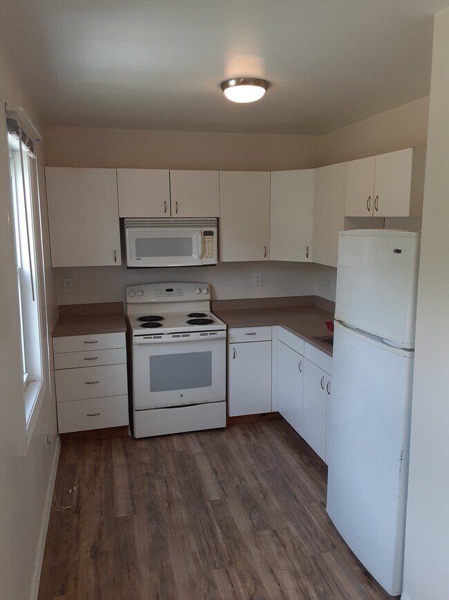 25 Lincoln St Apartments and Nearby Bulger Apartments For Rent Bulger, PA