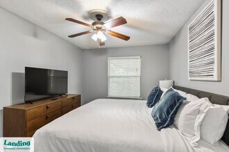 1919 W Tarrant Rd, Unit 1406 in Grand Prairie, TX - Building Photo - Building Photo