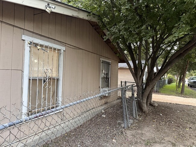 property at 601 Cantrell Dr