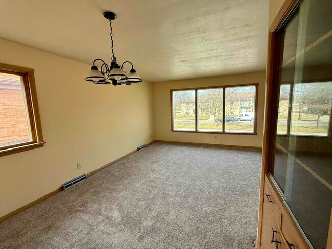 8709 W Appleton Ave in Milwaukee, WI - Building Photo - Building Photo