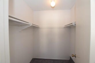 2670 Victoria Ave in Port Hueneme, CA - Building Photo - Building Photo