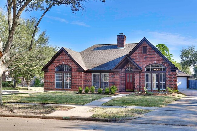 property at 1902 Triple Mast Cir