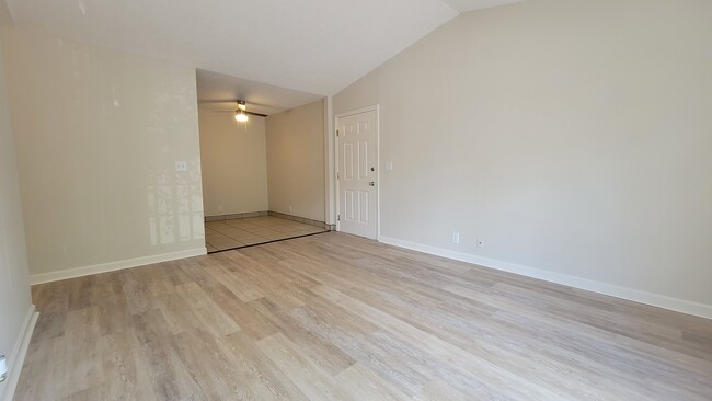 226 Yager Ave in La Grange, KY - Building Photo - Building Photo