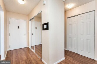 205 E Joppa Rd in Towson, MD - Building Photo - Building Photo