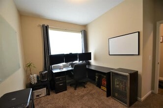 3546 Kady Ave NE in Saint Michael, MN - Foto de edificio - Building Photo